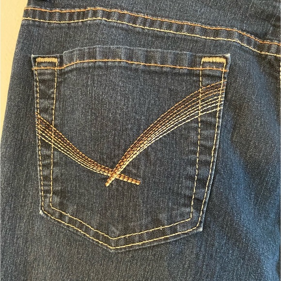 Lois Jeans - Picture 4 of 7